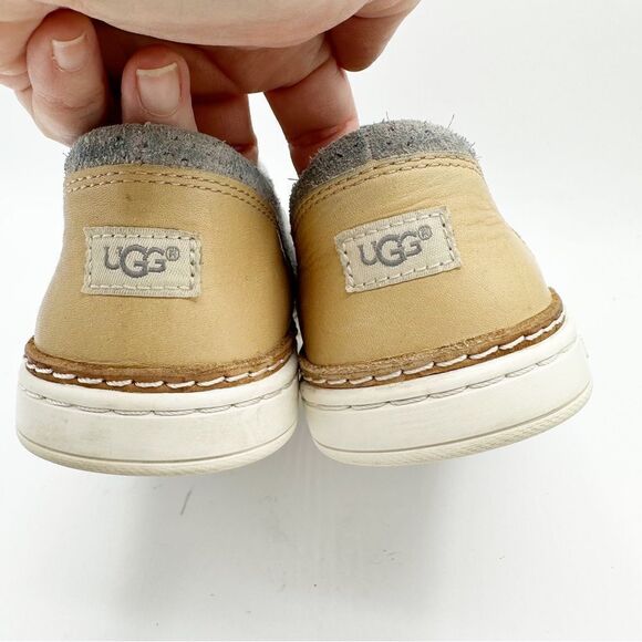 Ugg Adley Perforated Suede Slip On Low-Top Sneaker Gray Sz 7 - Picture 6 of 15